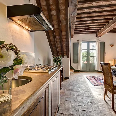 Castello Di Orgiale Aparthotel
