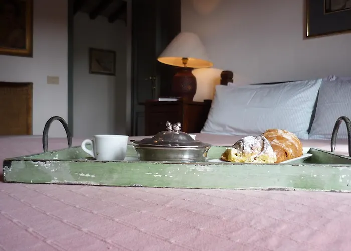 Castello Di Orgiale 아파트호텔 3*