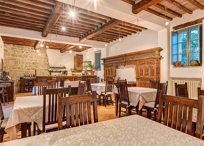 Castello Di Orgiale 아파트호텔 카스텔누오보베라덴가