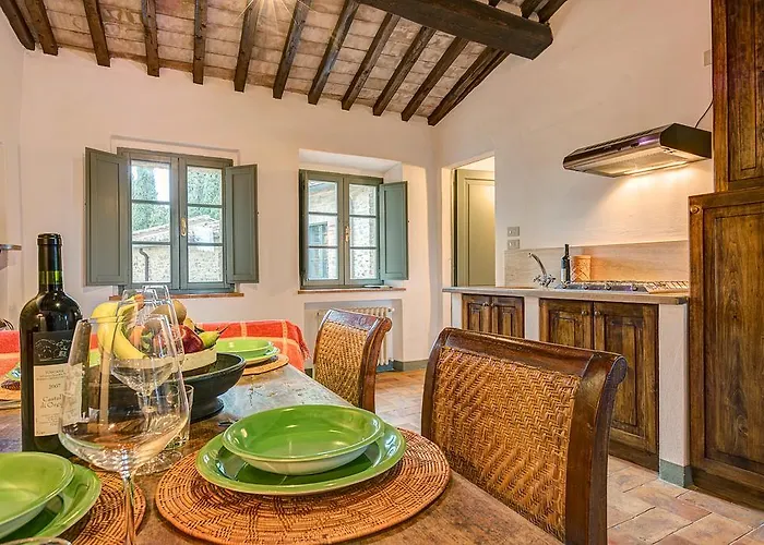 Castello Di Orgiale 카스텔누오보베라덴가