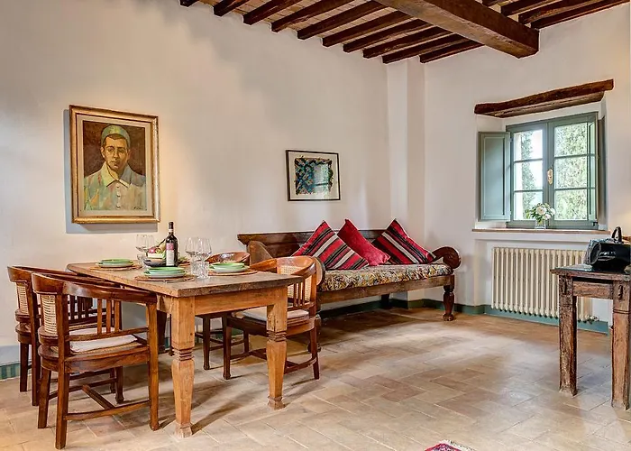 Castello Di Orgiale 아파트호텔 3*